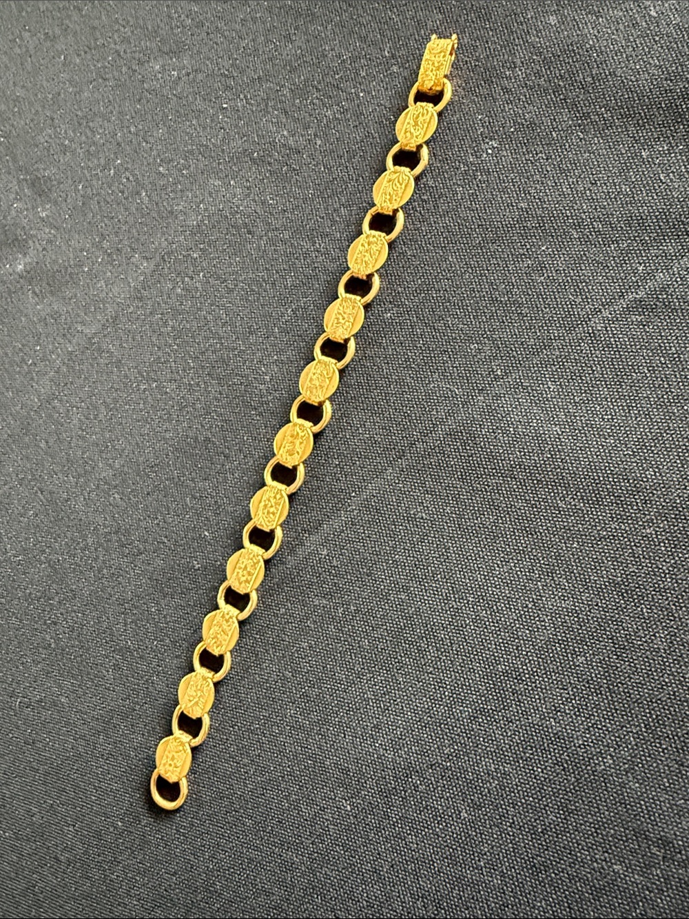VINTAGE 1959 Sarah Coventry “Young and Gay” Gold Tone Bracelet